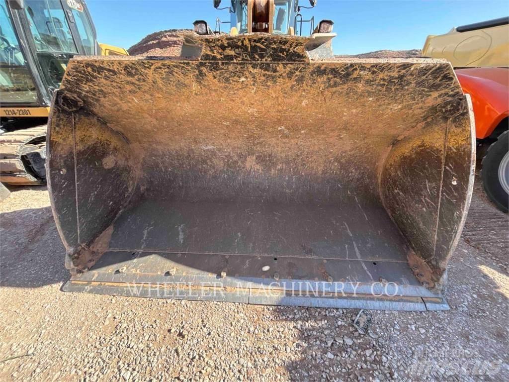 CAT 950 QC Колесни товарачи