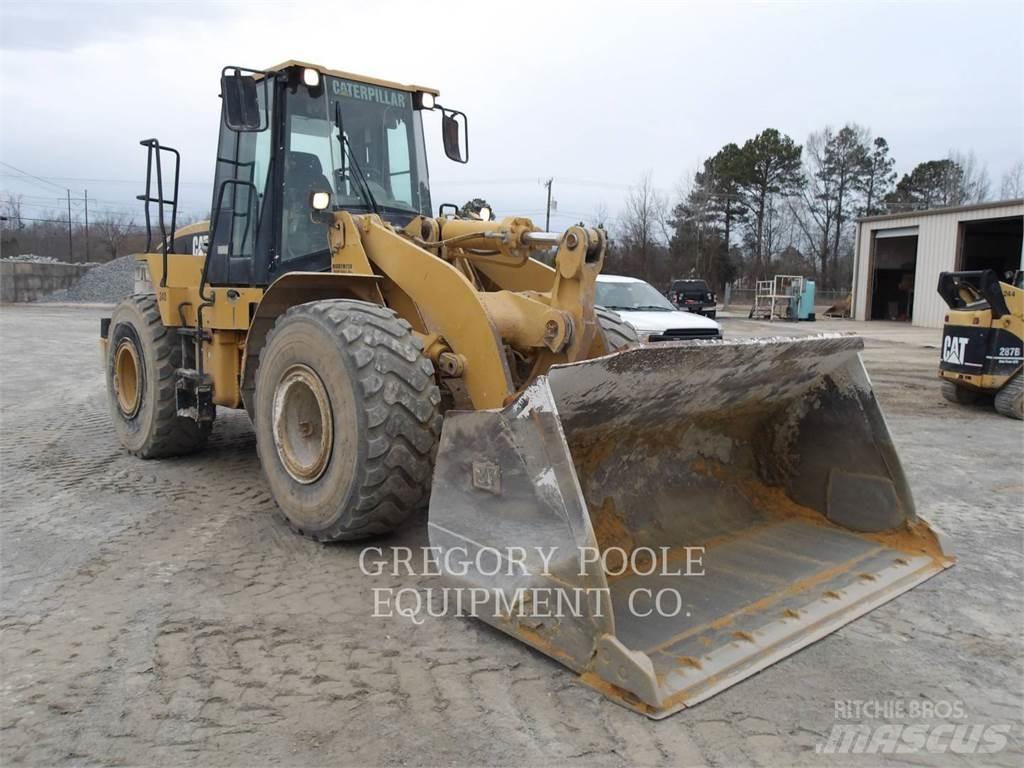 CAT 950G Колесни товарачи