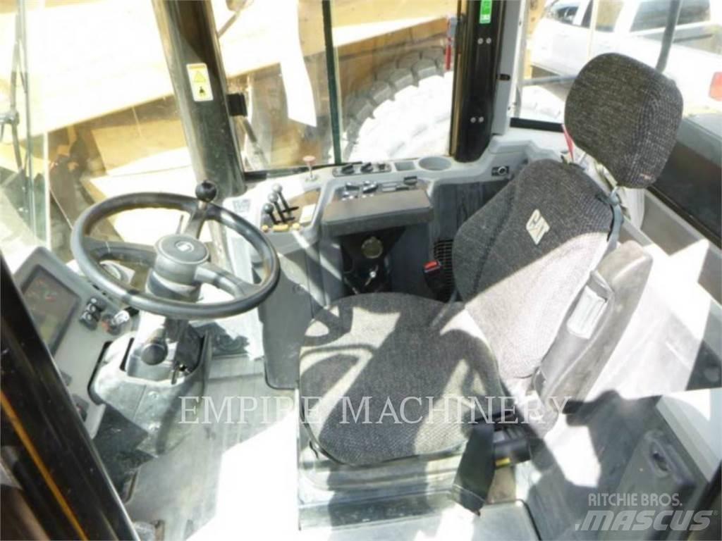 CAT 950GC Колесни товарачи
