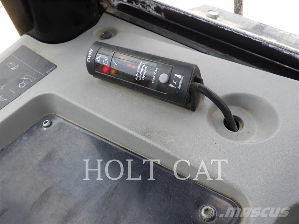 CAT 950GC Колесни товарачи