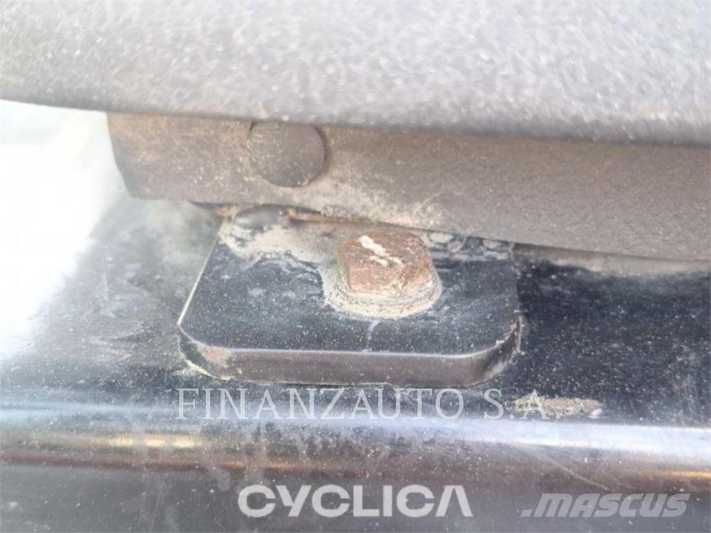 CAT 950GC Колесни товарачи