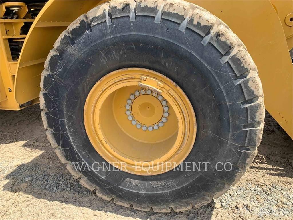 CAT 950GC Колесни товарачи