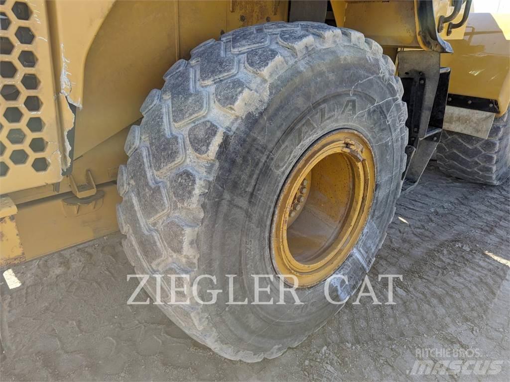 CAT 950K Колесни товарачи