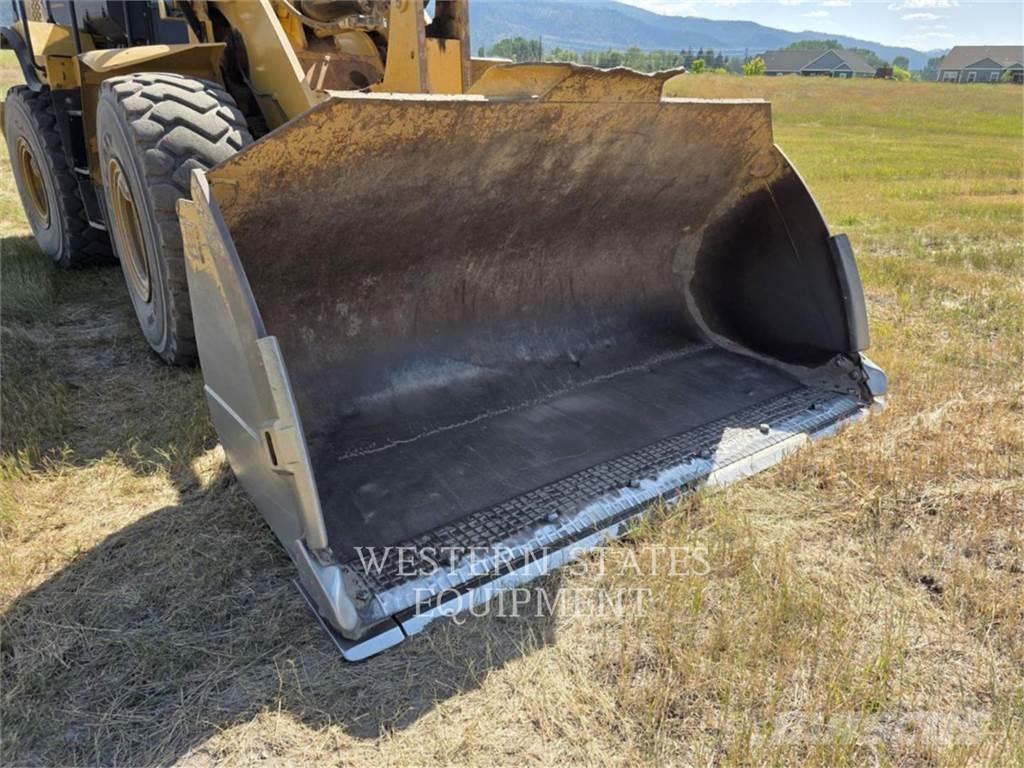 CAT 950K Колесни товарачи