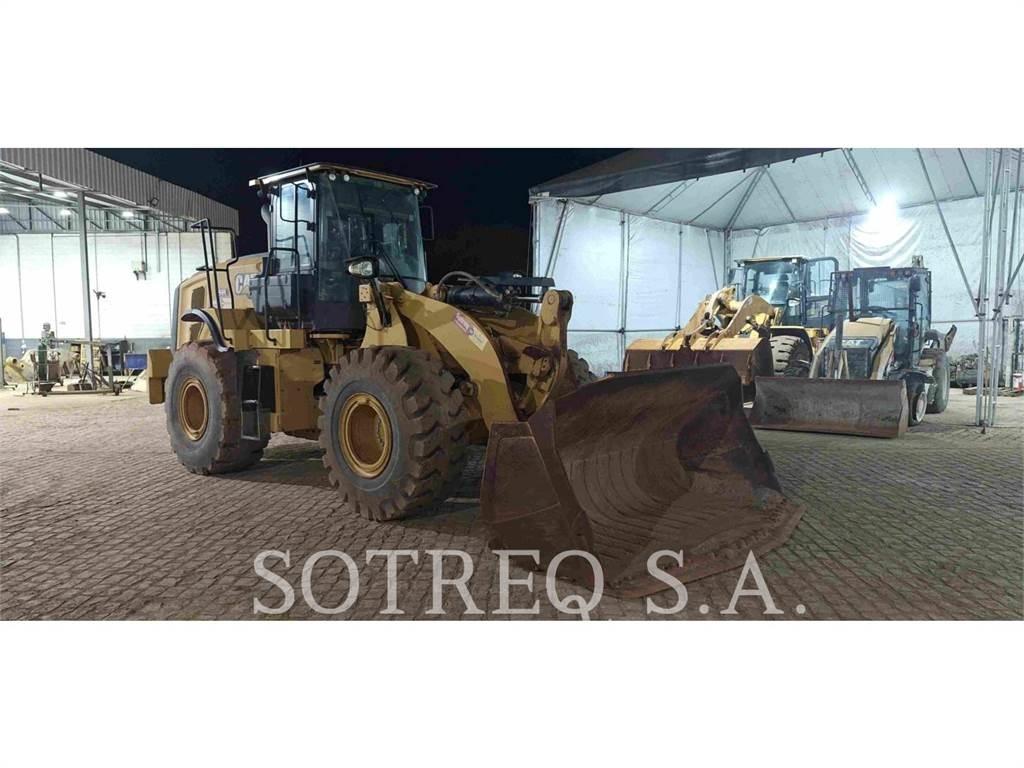 CAT 950L Колесни товарачи
