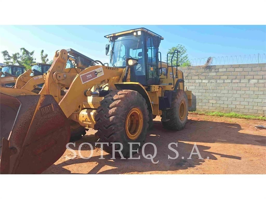 CAT 950L Колесни товарачи