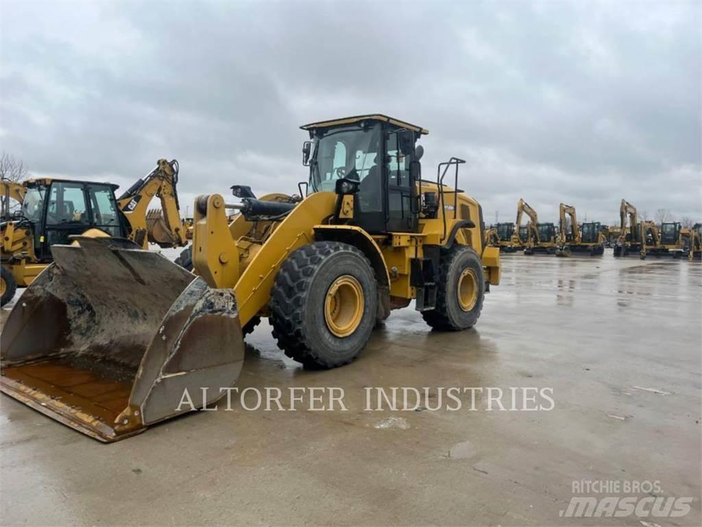 CAT 950M Колесни товарачи