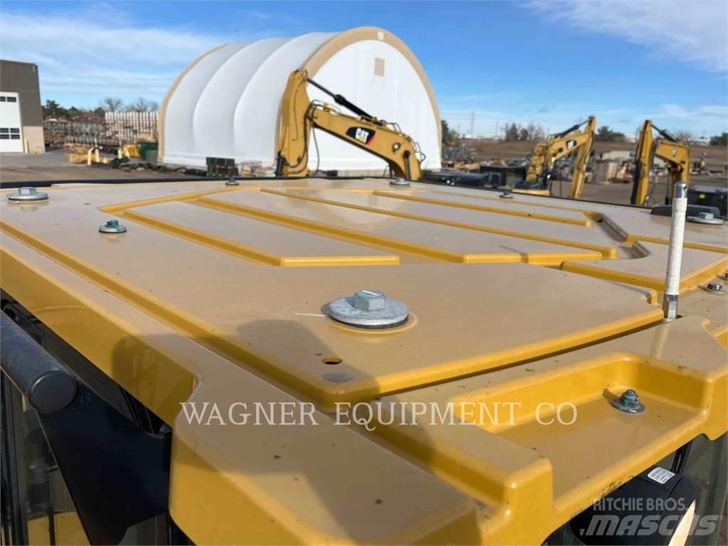 CAT 950M Колесни товарачи