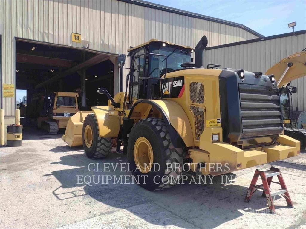CAT 950M Колесни товарачи
