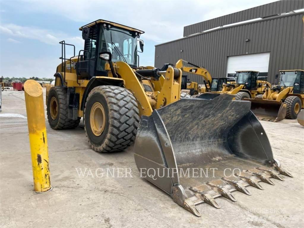 CAT 950M Колесни товарачи