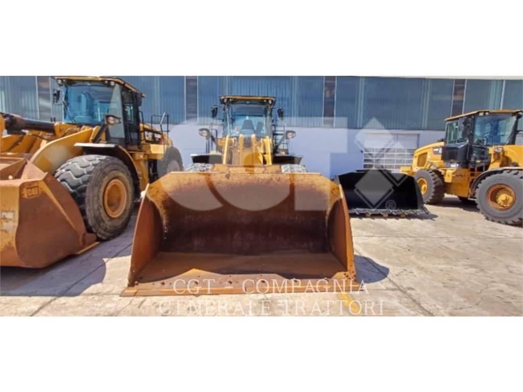 CAT 950M Колесни товарачи