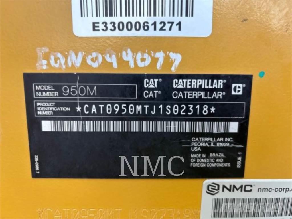CAT 950M Колесни товарачи