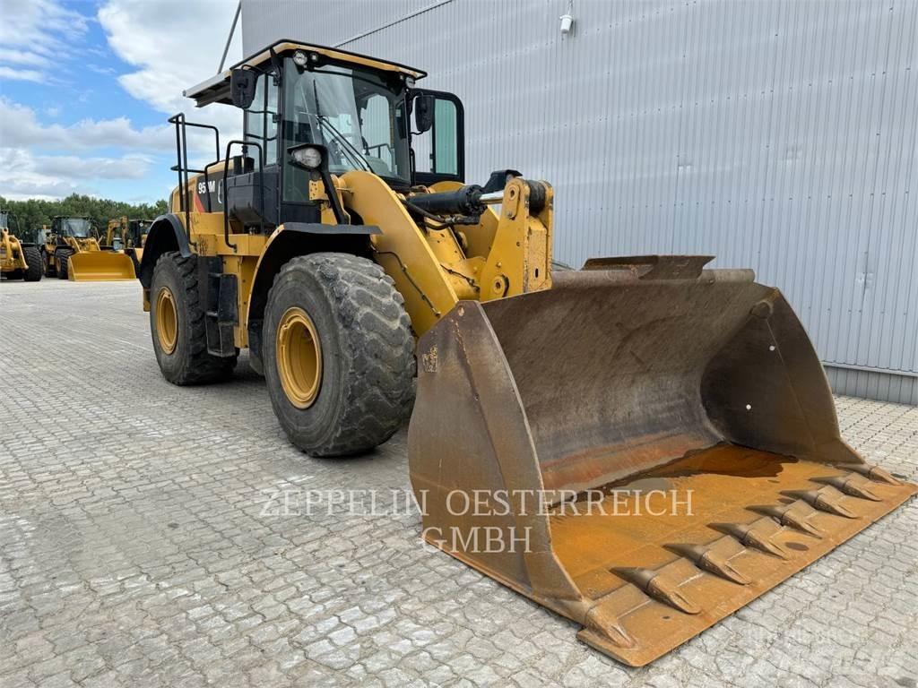 CAT 950M Колесни товарачи
