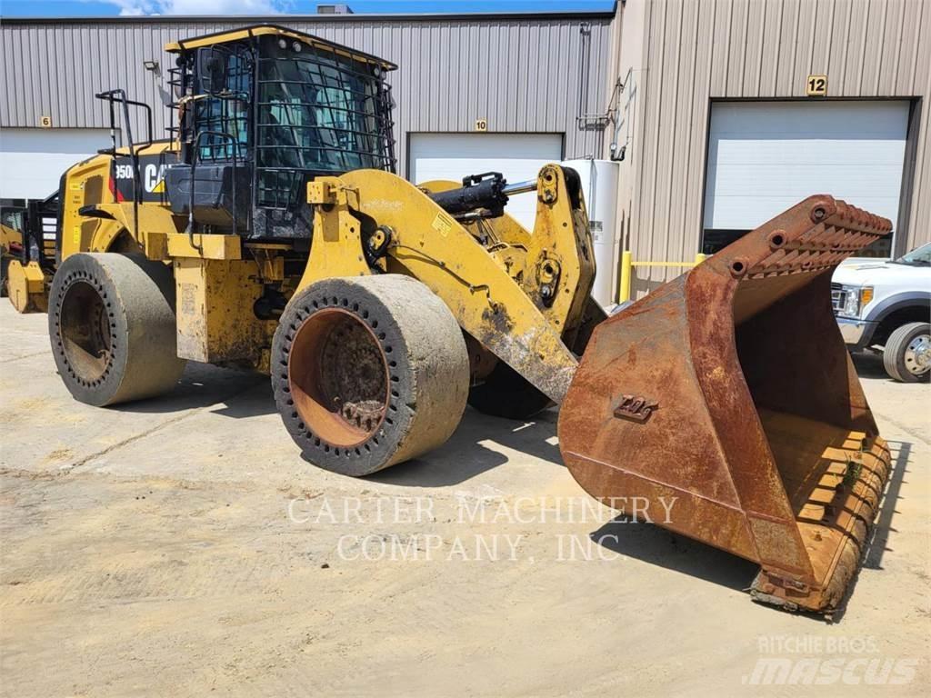 CAT 950M Колесни товарачи