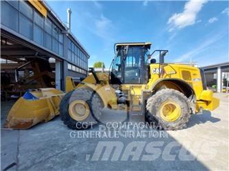 CAT 950M Колесни товарачи
