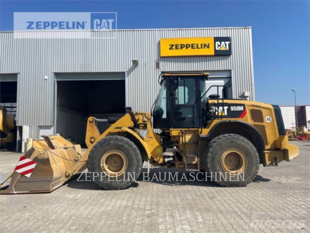 CAT 950M Колесни товарачи