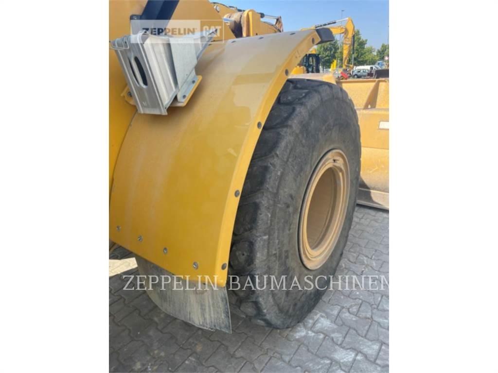 CAT 950M Колесни товарачи
