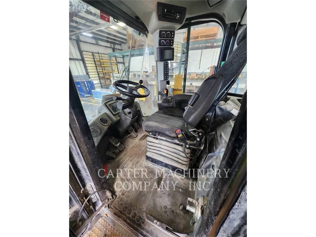 CAT 950M Колесни товарачи