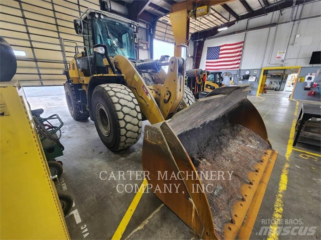 CAT 950M Колесни товарачи