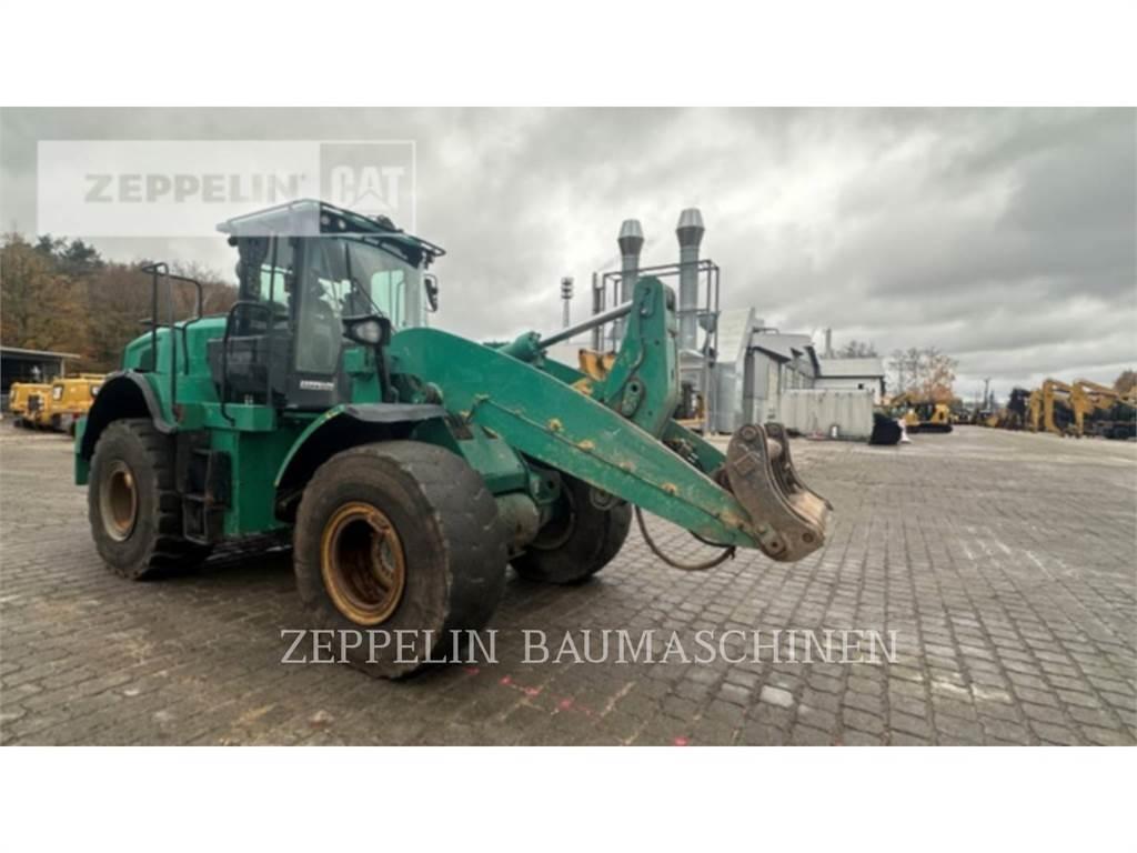 CAT 950M Колесни товарачи