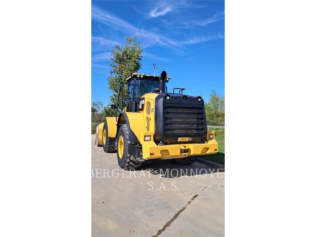CAT 950M Колесни товарачи