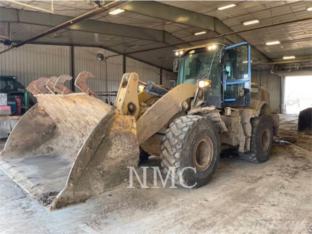 CAT 950M Колесни товарачи