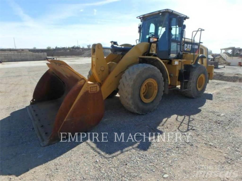 CAT 950M Колесни товарачи