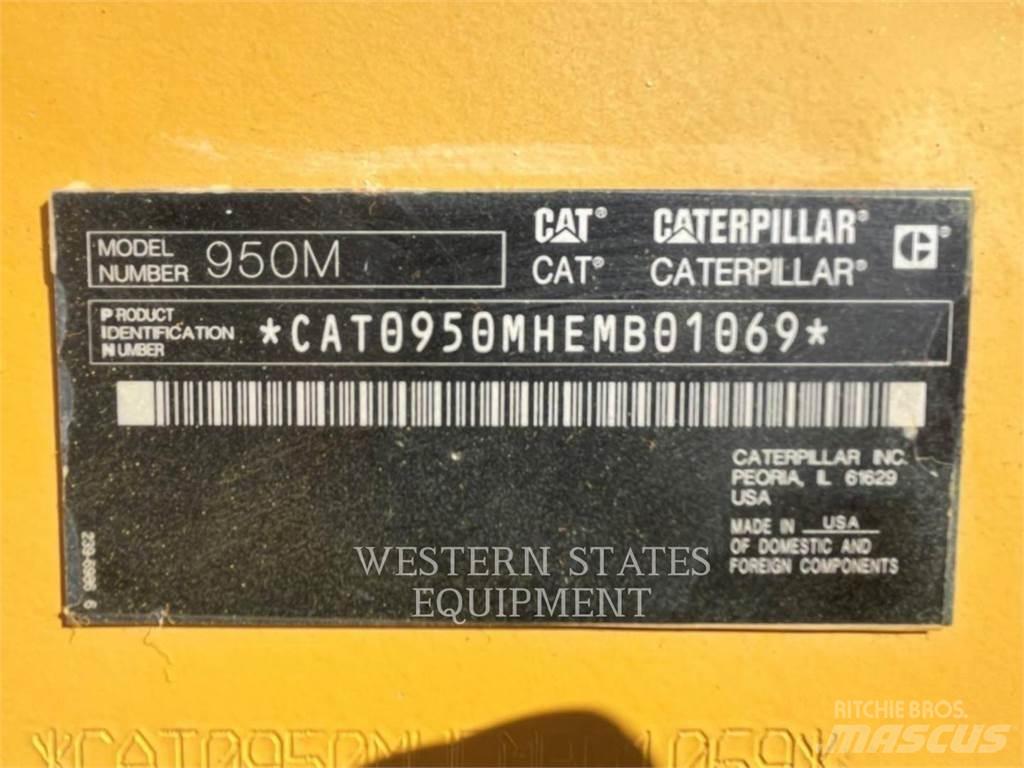 CAT 950M Колесни товарачи