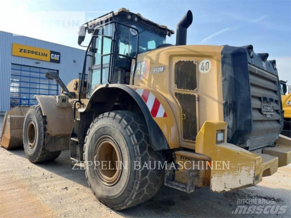 CAT 950M Колесни товарачи