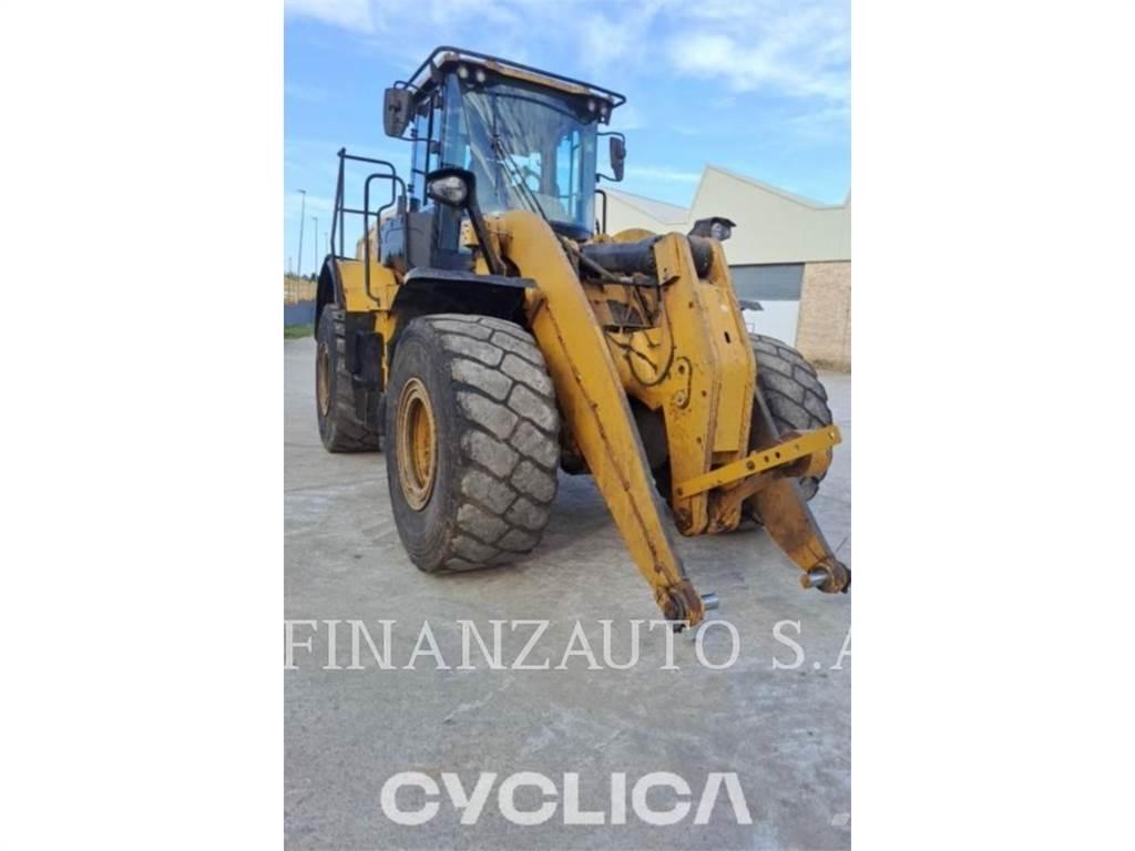 CAT 950M Колесни товарачи