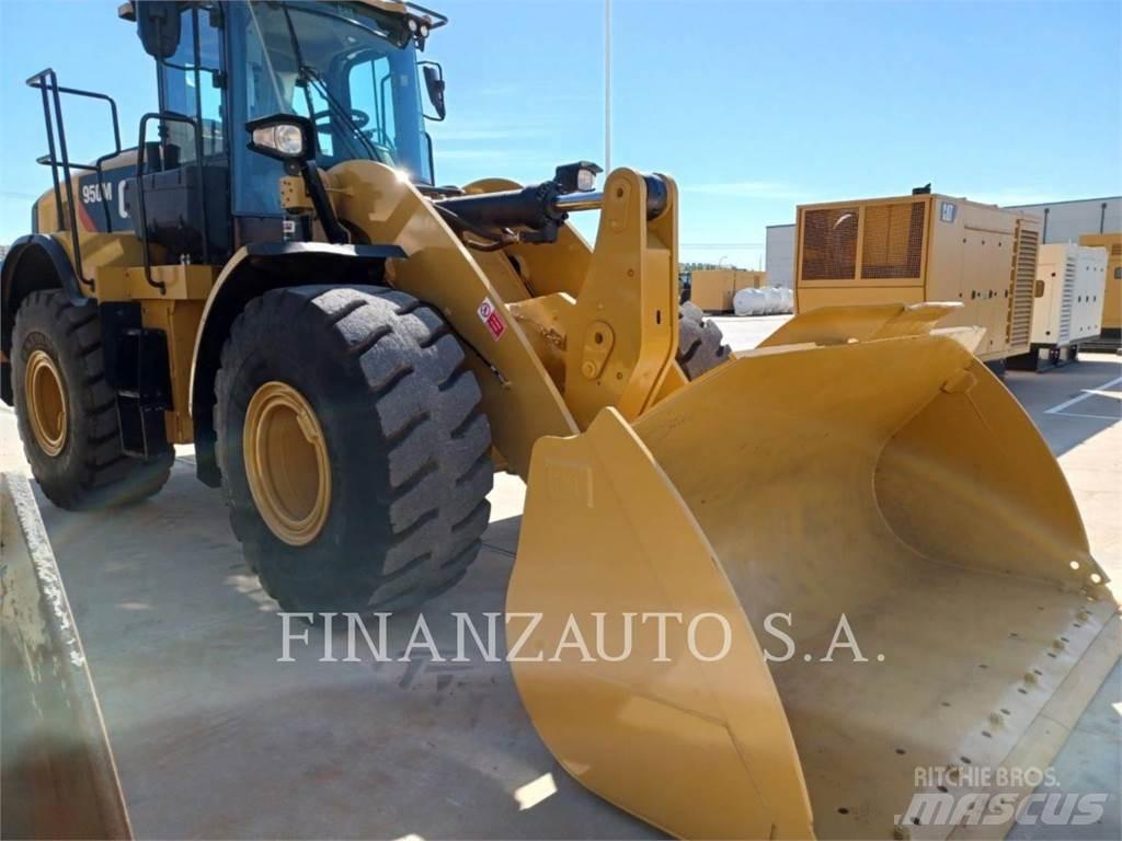 CAT 950M Колесни товарачи