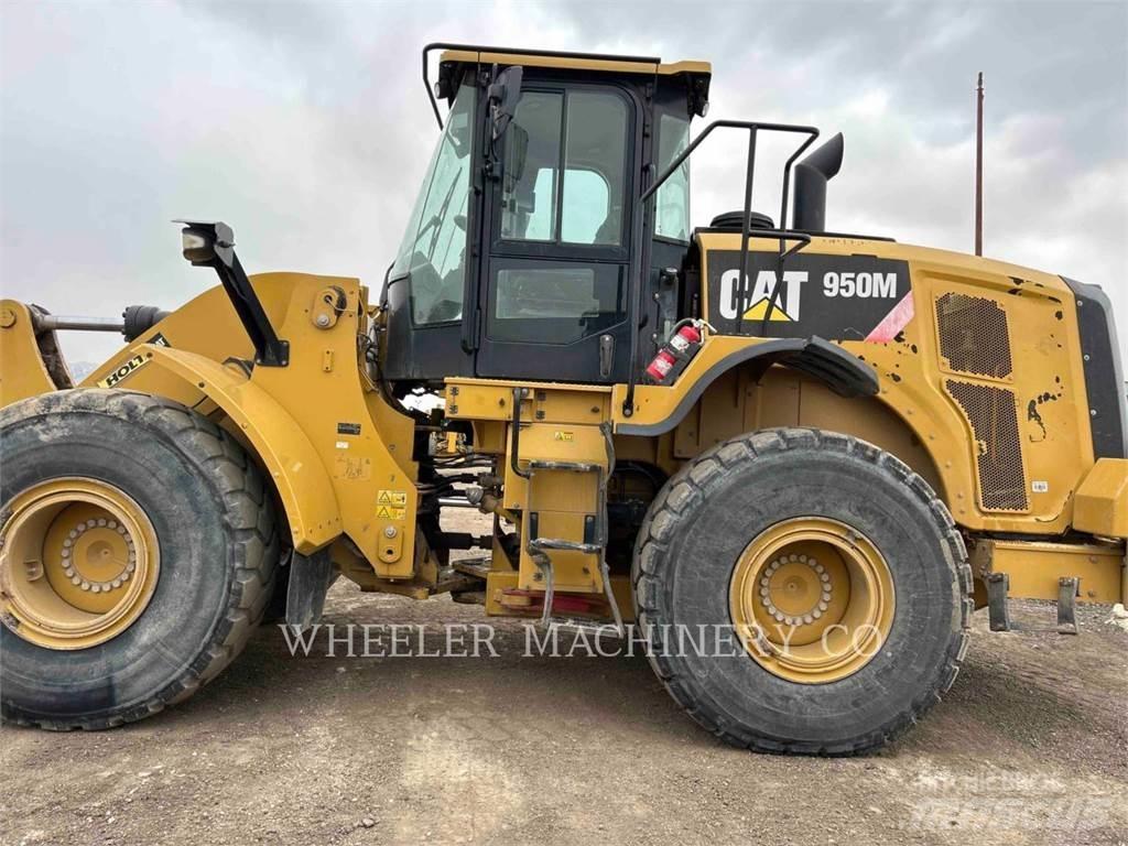 CAT 950M Колесни товарачи
