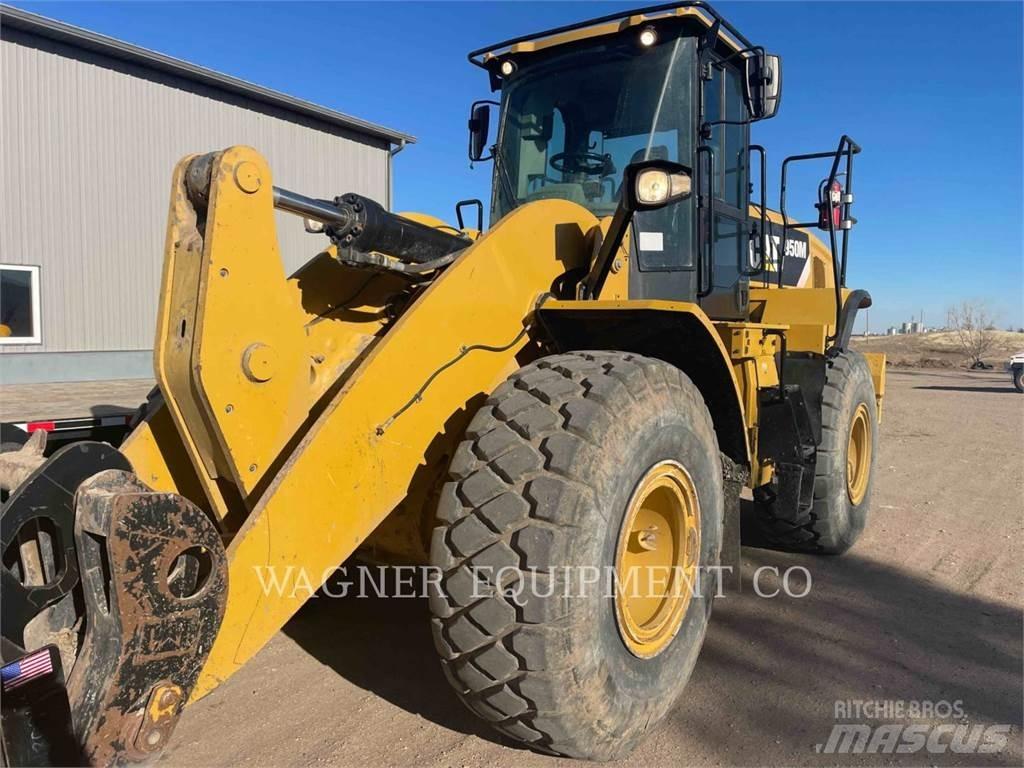 CAT 950M Колесни товарачи