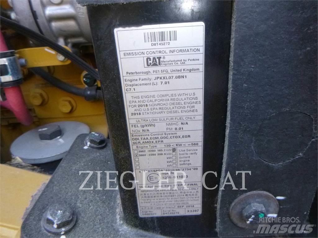 CAT 950M Колесни товарачи