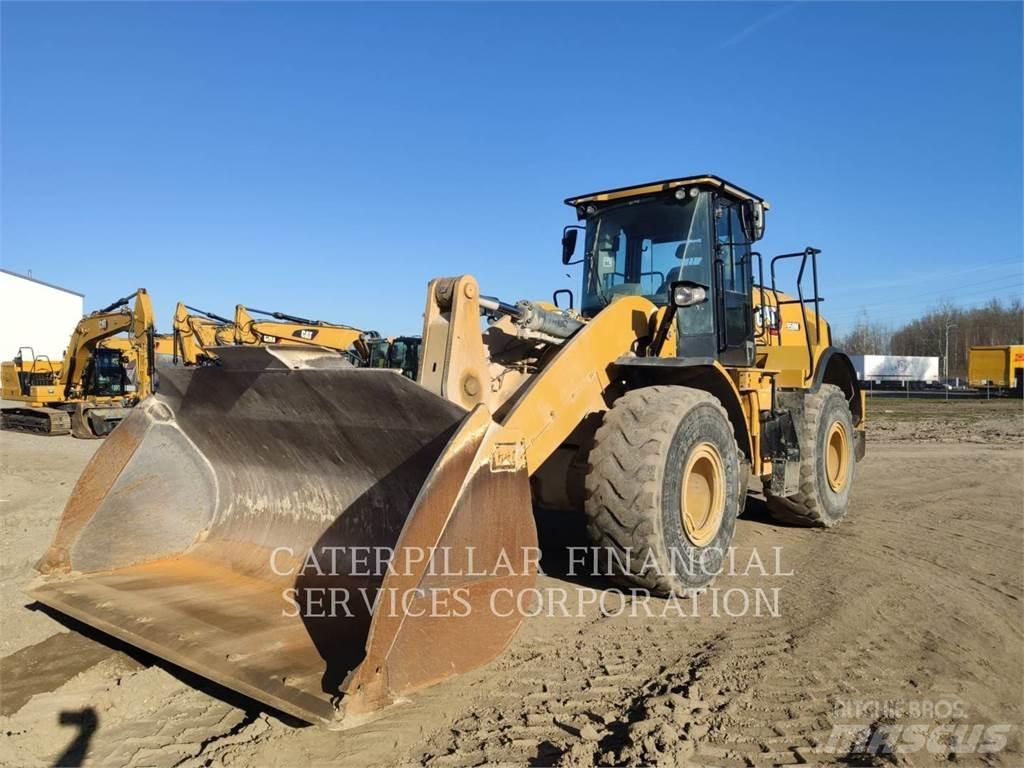 CAT 950M Колесни товарачи