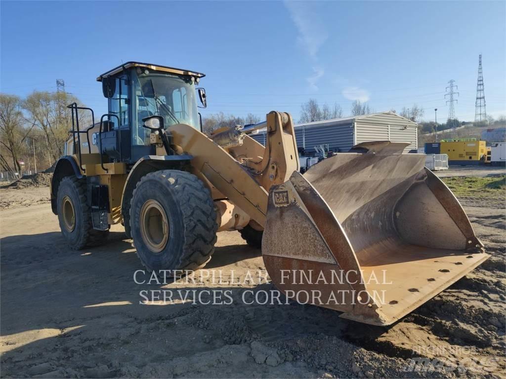 CAT 950M Колесни товарачи