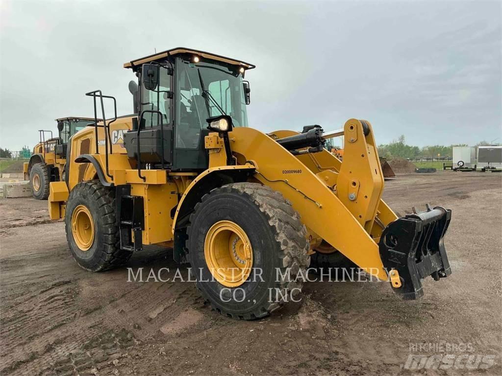 CAT 950M Колесни товарачи