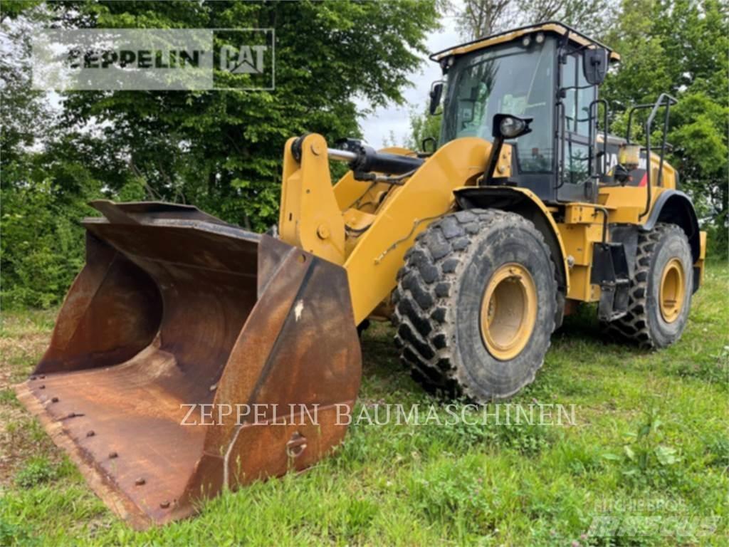 CAT 950M Колесни товарачи