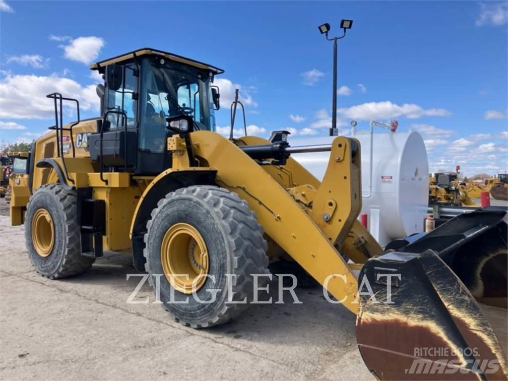 CAT 950M Колесни товарачи