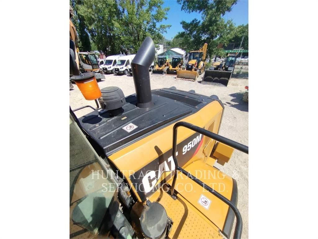 CAT 950M Колесни товарачи