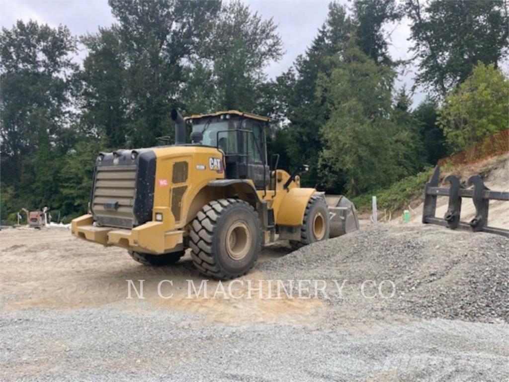 CAT 950M Колесни товарачи