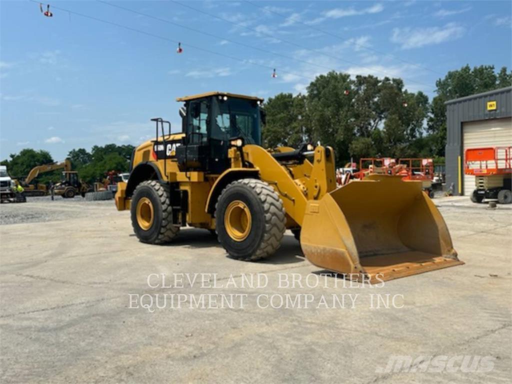 CAT 950M Колесни товарачи