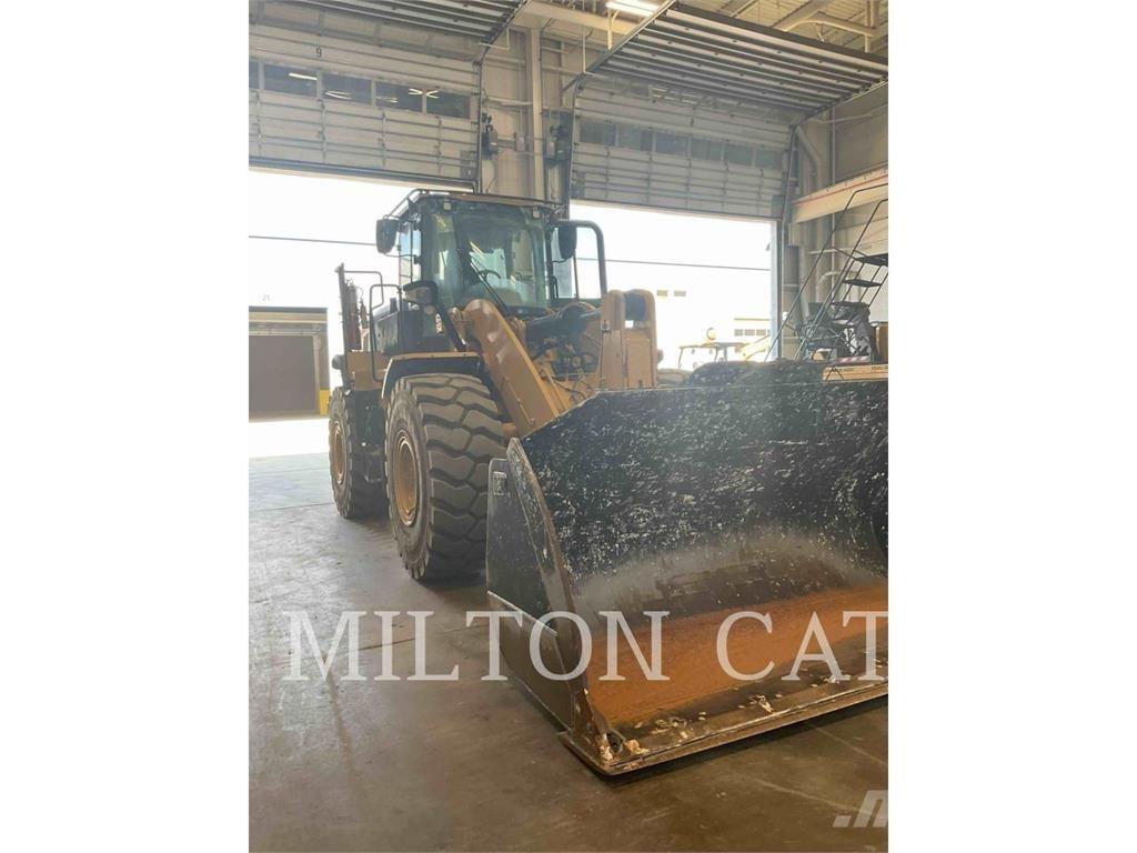 CAT 950M 3V Колесни товарачи