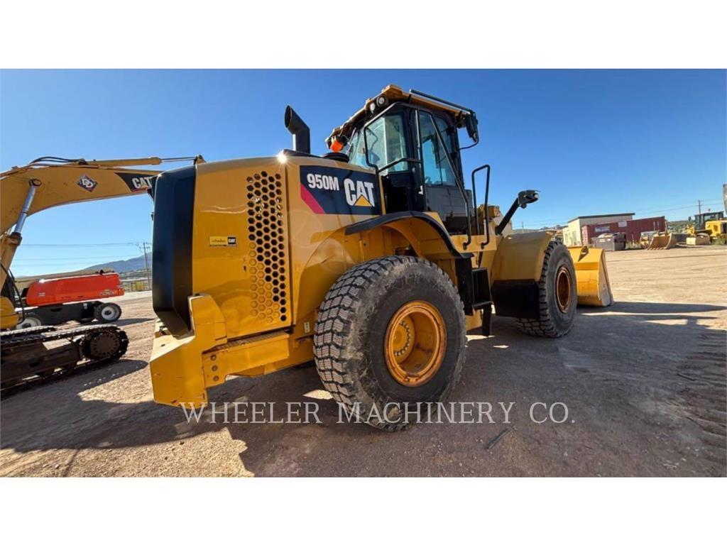 CAT 950M JRB Колесни товарачи
