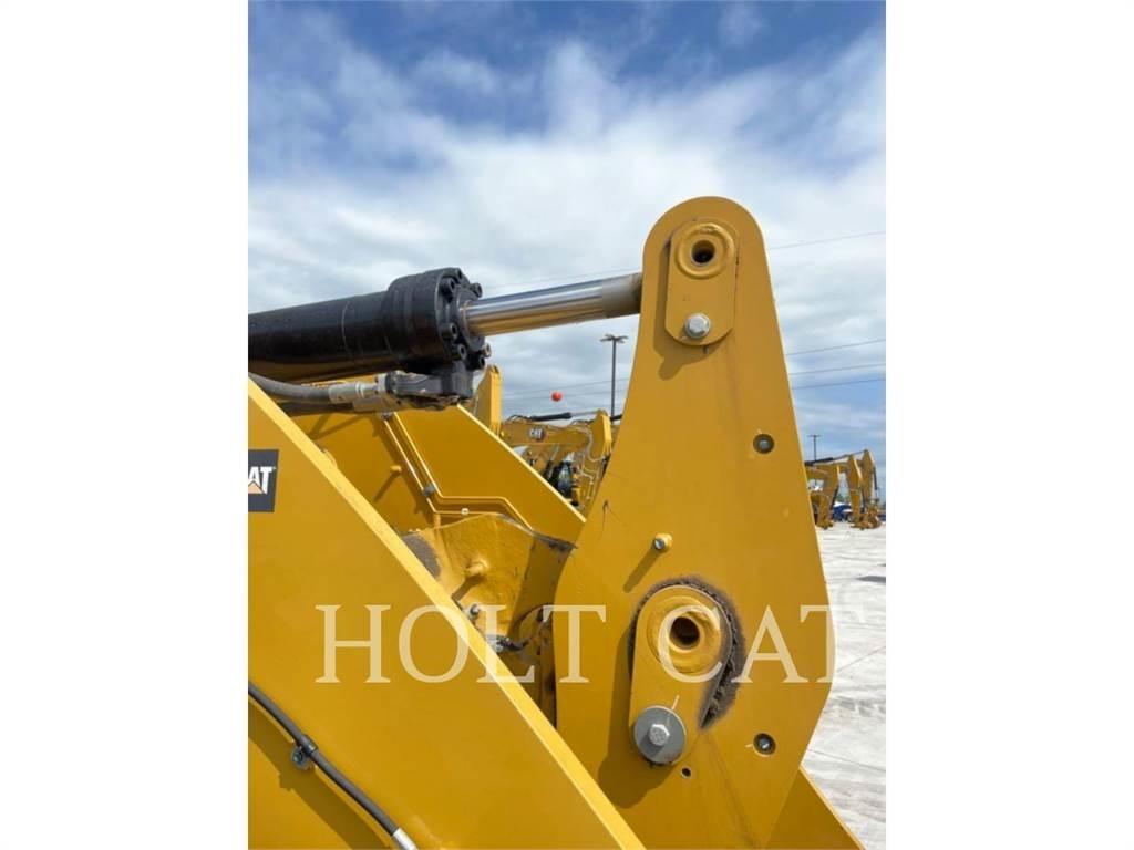 CAT 950M QC Колесни товарачи