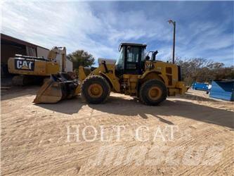 CAT 950M QC Колесни товарачи