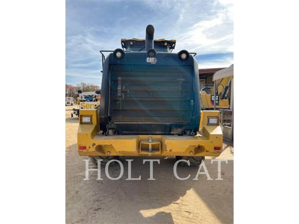 CAT 950M QC Колесни товарачи