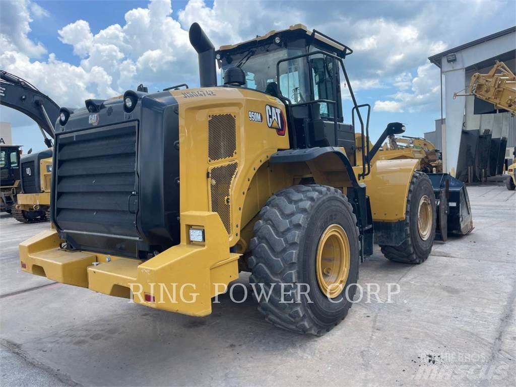 CAT 950MQC Колесни товарачи