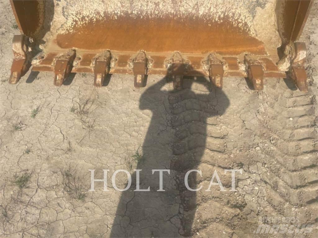 CAT 953 QC Верижен товарач