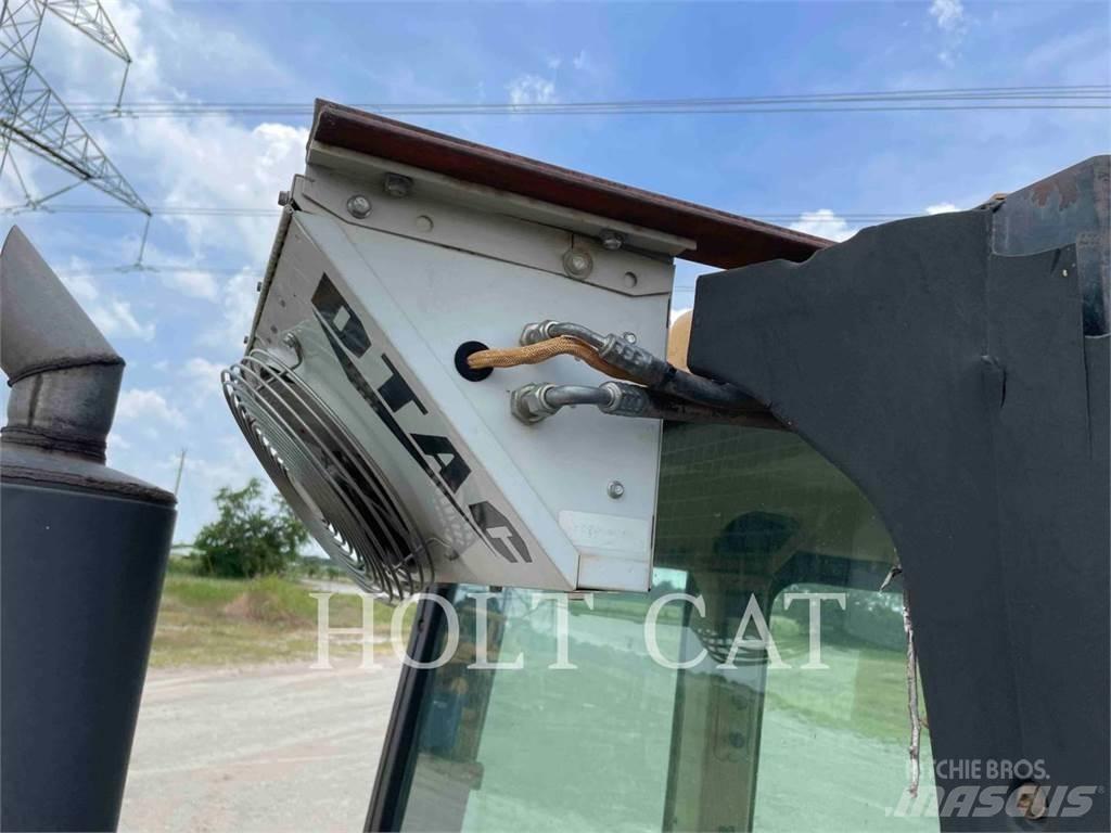 CAT 953C Верижен товарач